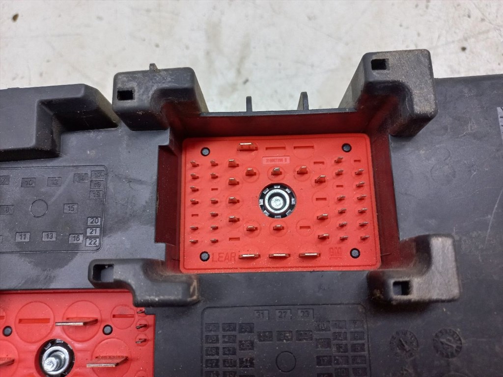 OPEL SIGNUM 2.2 direct Biztosítéktábla Motortér #24572# 13144711 11. kép