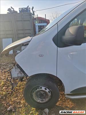 Renault Trafic III sárvédő 