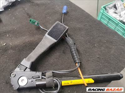 Opel Astra H Bal első Biztonsági Öv Csat  13127268