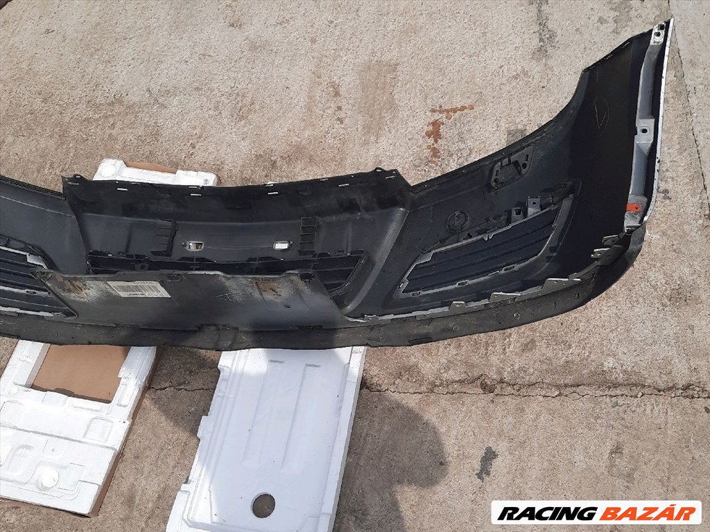 Opel Astra H első lökhárító 1405 375768702 2. kép