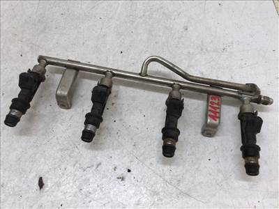 OPEL VECTRA B (36_) 1.6 i 16V Porlasztó Sor / Híd #11123# 25313846