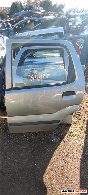 Suzuki Ignis II Bal hátsó ajtó  1. kép