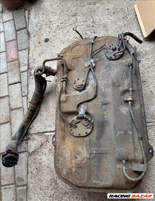 Suzuki Swift 4x4 Subaru Justy 4wd tank + ac pumpa