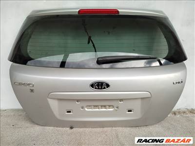 Kia Ceed ED komplett csomagtérajtó részeivel 