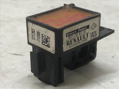 RENAULT SCÉNIC II (JM0/1_) 1.9 dCi (JM15) központi ütközés érzékelő #12260# 8200236286B