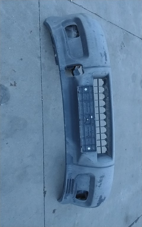 IVECO 50C13 Első lökhárító 1. kép