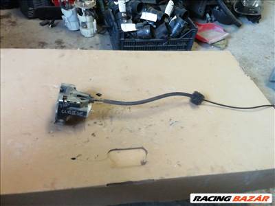 Renault Clio II 1.5 dCi Jobb zárszerkezet 