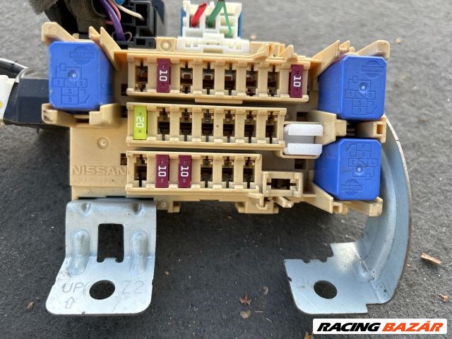 Nissan Pulsar (C13) NISSAN PULSAR Biztosítéktábla Utastér 252307995a 3. kép