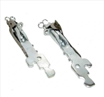 Suzuki Swift fékpofa kitámasztókar, fék után állító 2005-től Jobb + Bal párban (53701-62J00, 53702-62J00)