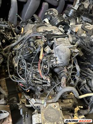 Mercedes Vito 638 VR6 Motor alkatrészek 