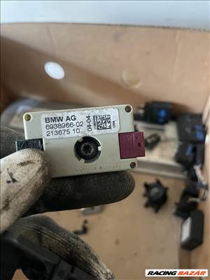 BMW 5-ös sorozat E60/E61 antenna erősítő (6938966)