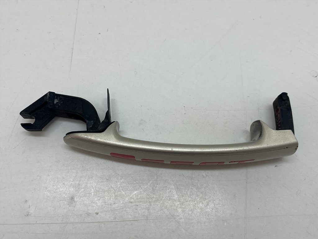 SEAT LEON (1M1) 1.4 16V Bal első Külső Kilincs #5165# 3B0837207 2. kép