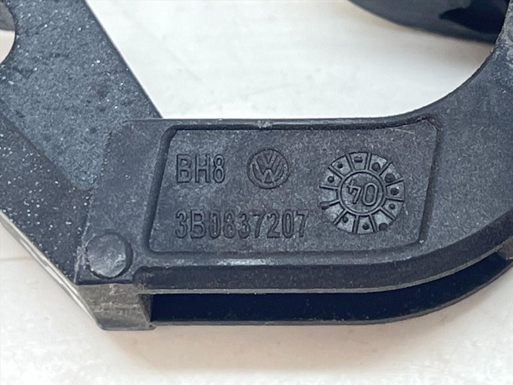 SEAT LEON (1M1) 1.4 16V Bal első Külső Kilincs #5165# 3B0837207 4. kép