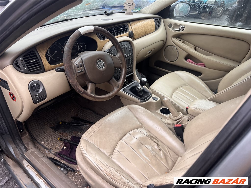 Jaguar X-Type 2.0D bontott alkatrészei 3. kép