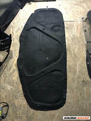 Volkswagen Passat B5.5 - géptető szigetelés