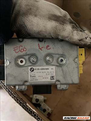 BMW 5-ös sorozat E60/E61 ajtóvezérlő elektronika (6952985)