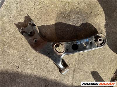 Toyota Rav4 IV jobb első lengőkar 