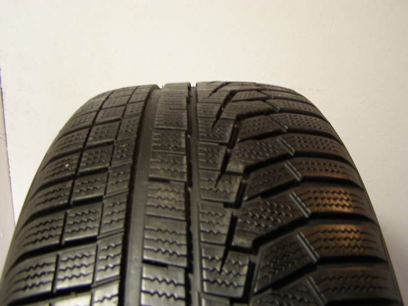 Hankook W320 Winter Icept Evo2 225/55 R18  1. kép