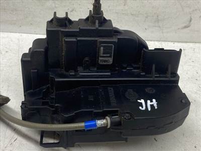 NISSAN NOTE Jobb hátsó Ajtózár