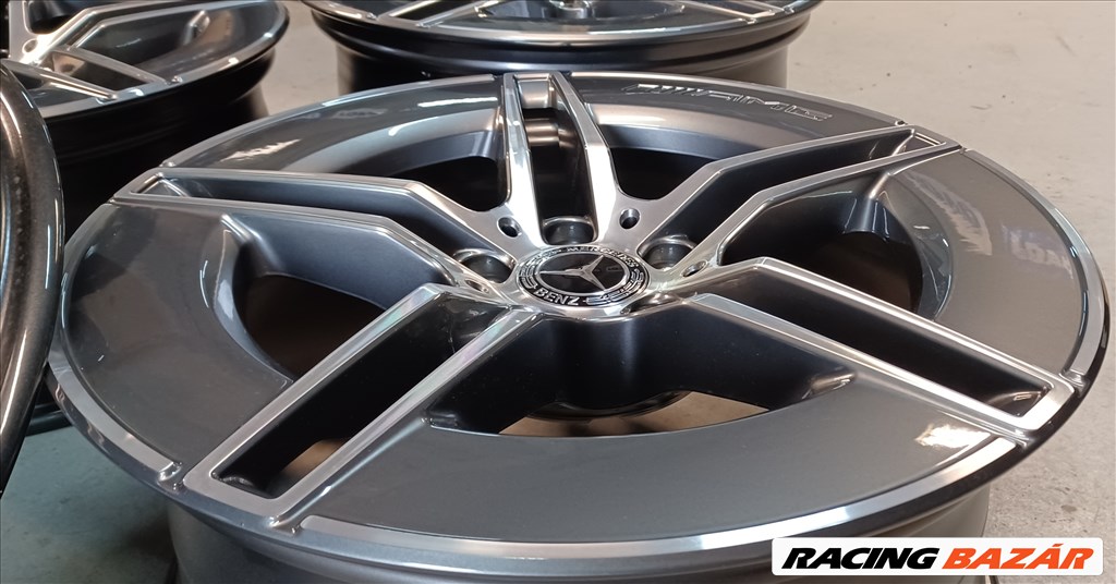 Új! Gyári Mercedes W214 E klasse AMG 5x112 8,5-9,5x19 ET35,5-51 4db 3. kép