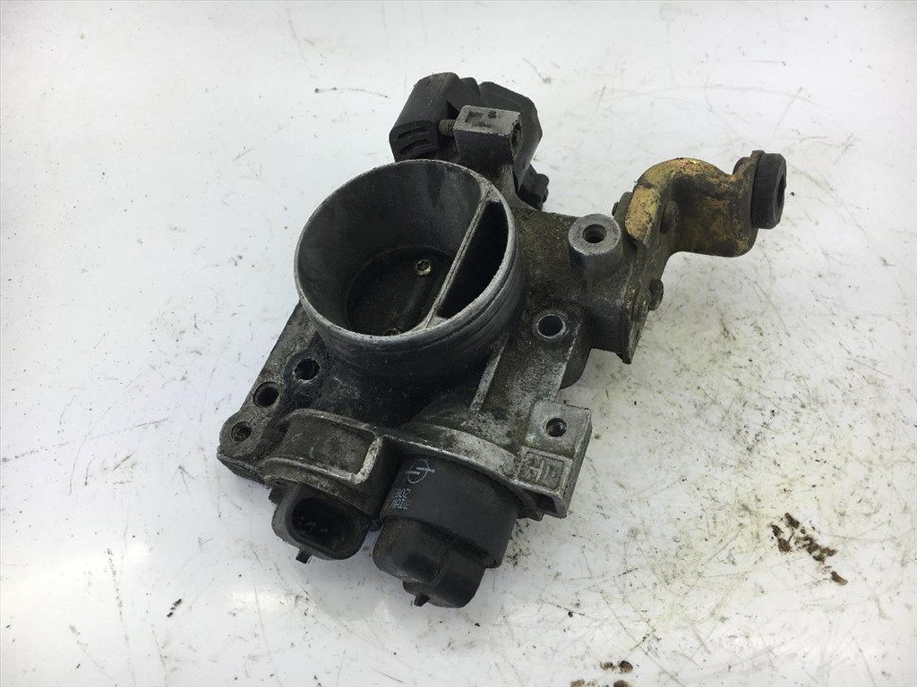 PII 1.2 8v pillangószelep bontott 71718959 2. kép