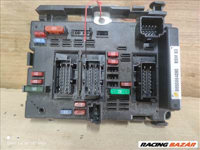 Citroën Xsara Picasso motortéri biztosítéktábla  9650664080