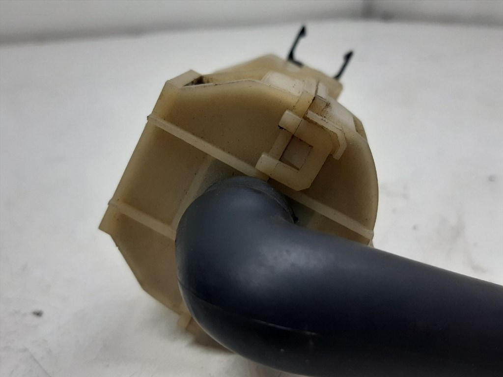 AUDI A4 (8D2/ B5) 1.6 Kesztyűtartó Hűtő Cső #16171# 8D0820547 6. kép