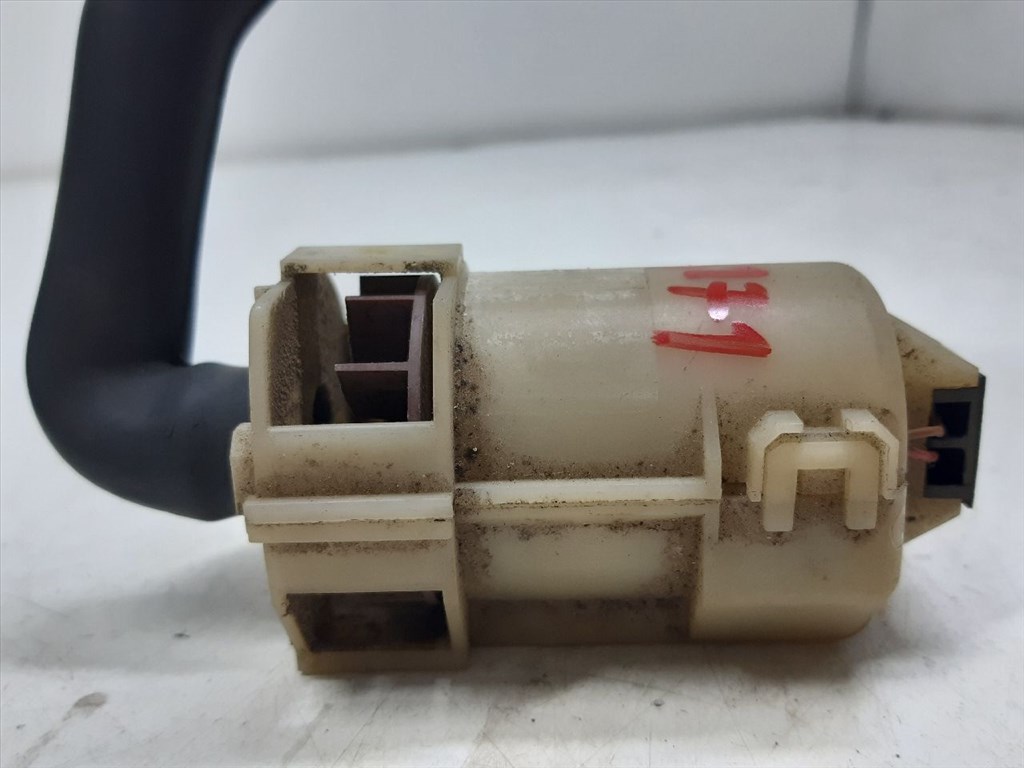 AUDI A4 (8D2/ B5) 1.6 Kesztyűtartó Hűtő Cső #16171# 8D0820547 8. kép