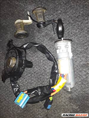 Peugeot 206 Ajtózár Tanksapkazár Gyujtáskapcsoló