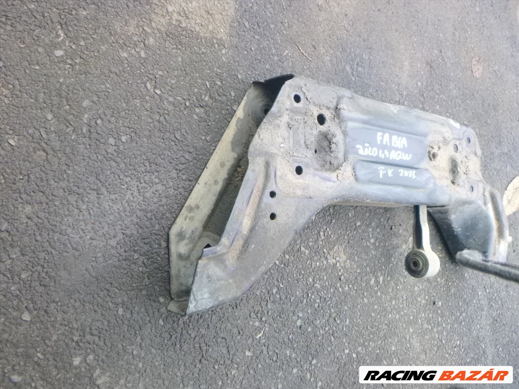 Skoda Fabia I 2002, 1,4 MPI, AQW, első bölcső  2. kép