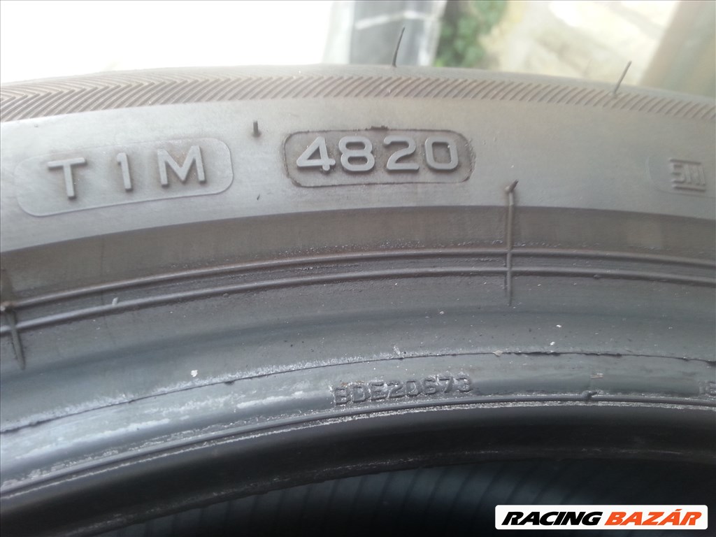  225/45R18 és 245/40R18 Bridgestone két széles nyári gumi garnitúra 5. kép