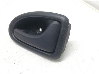 RENAULT CLIO II (BB0/1/2_/ CB0/1/2_) 1.4 16V (B/CB0P) Jobb hátsó Belső Kilincs #8798# 7700423888