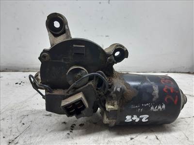 KIA SHUMA (FB) 1.5 i 16V Első Ablaktörlő Motor #27325#