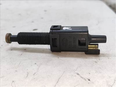 AUDI A6 II Avant (4B5/ 4B6/ C5) 2.5 TDI quattro Kuplung Pedál Kapcsoló #30609# 811907343