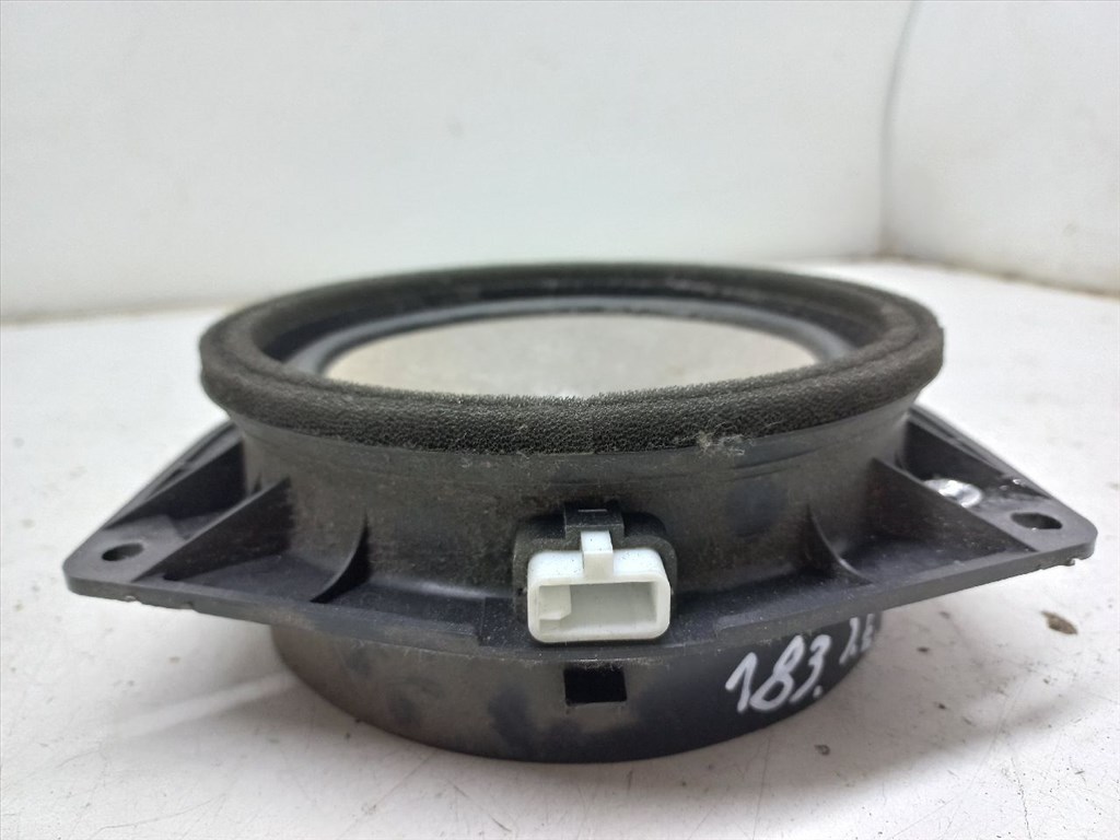 TOYOTA COROLLA Verso II (ZER_/ ZZE12_/ R10) 1.8 (ZNR11_) Jobb első Hangszóró #18527# 4. kép