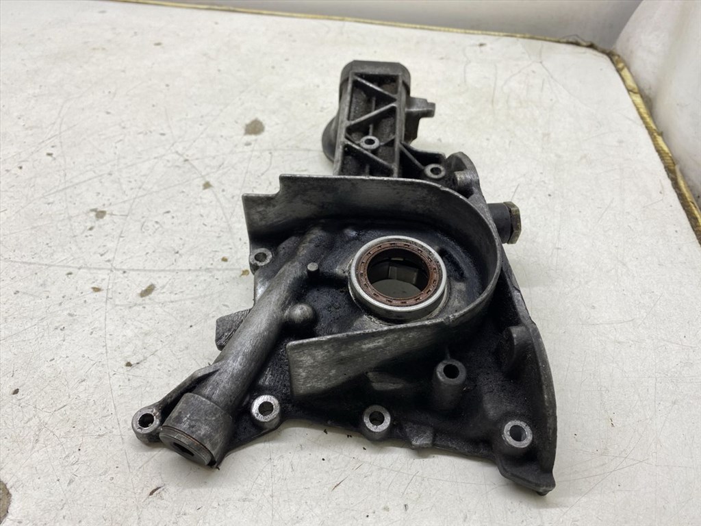 ALFA ROMEO 147 (937_) 1.6 16V T.SPARK ECO (937AXA1A) Olajszivattyú #23705# 60661197  8. kép