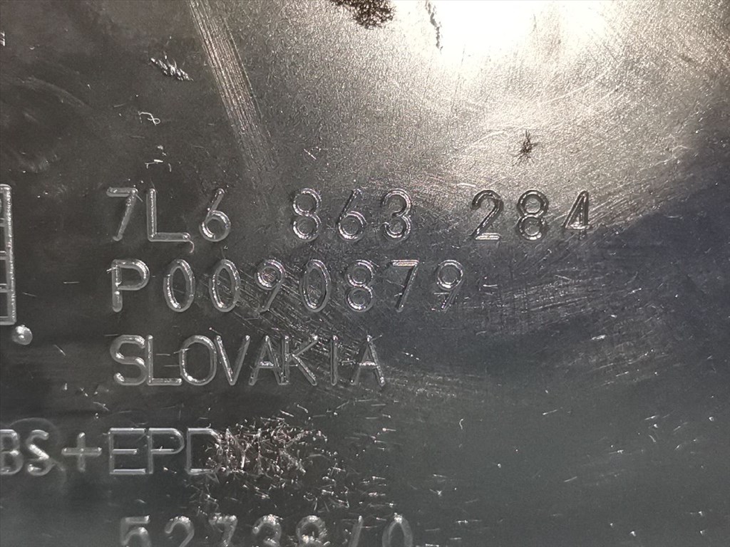 VW TOUAREG (7LA/ 7L6/ 7L7) 2.5 R5 TDI Hátsó Tároló Rekesz #31616# 7L6863284 8. kép