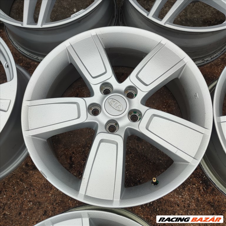 5x114,3 18 Gyári Kia alufelni 145000ft a 4db/23/ 1. kép