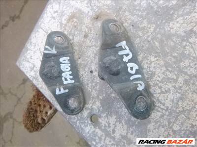 Skoda Fabia I 2002 csomagtér teleszkóp tartó 6Y0 827 435 6y0827435