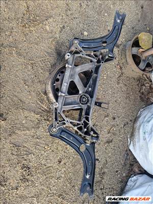 Volkswagen Passat B8 bölcső  3q0199369e