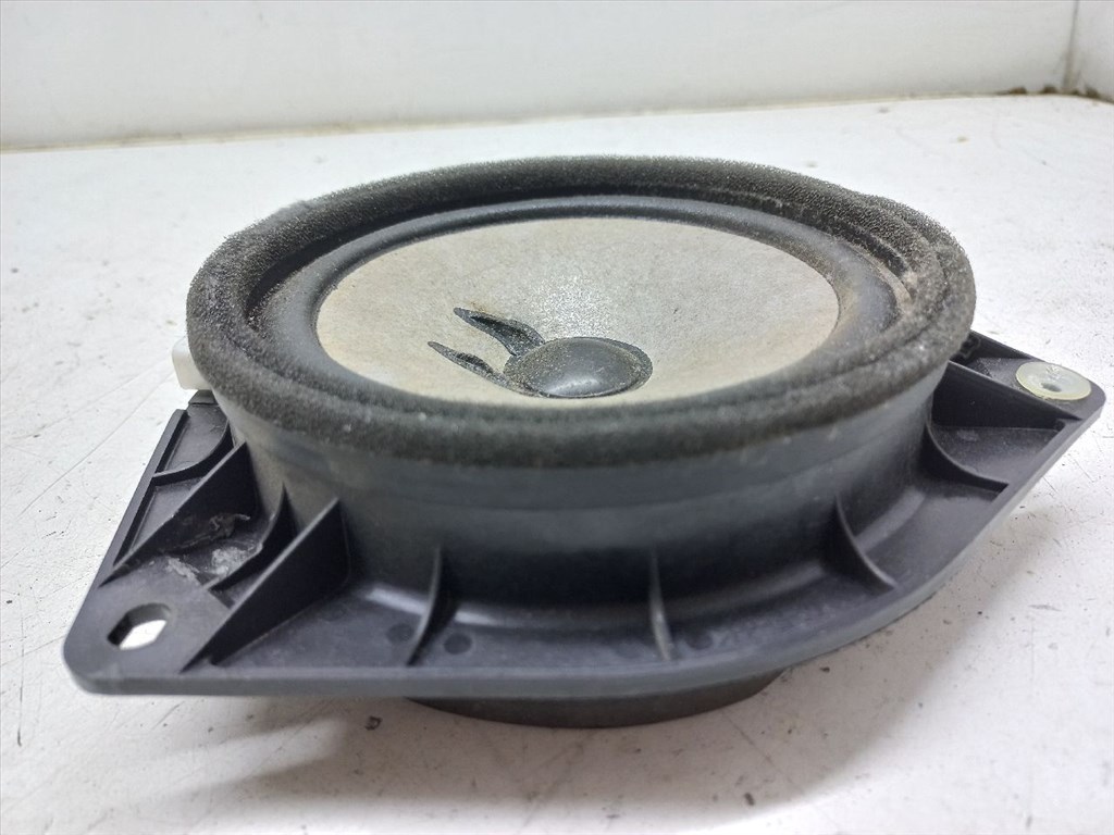 TOYOTA COROLLA Verso II (ZER_/ ZZE12_/ R10) 1.8 (ZNR11_) Jobb hátsó Hangszóró #18528# 5. kép
