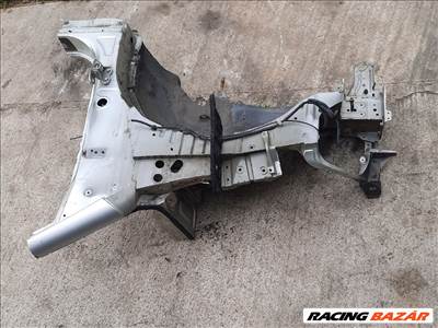 Toyota Corolla Verso (AR10) bal első negyed 405