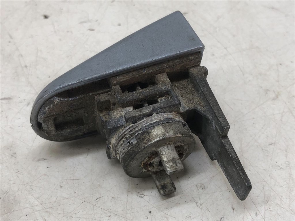 FORD FOCUS II (DA_) 1.6 2005-2012 HWDA/ HWDB/ SHDA/ SHDB/ SHDC 100 LE 74 KW Bal első Külső Kilincs 10. kép