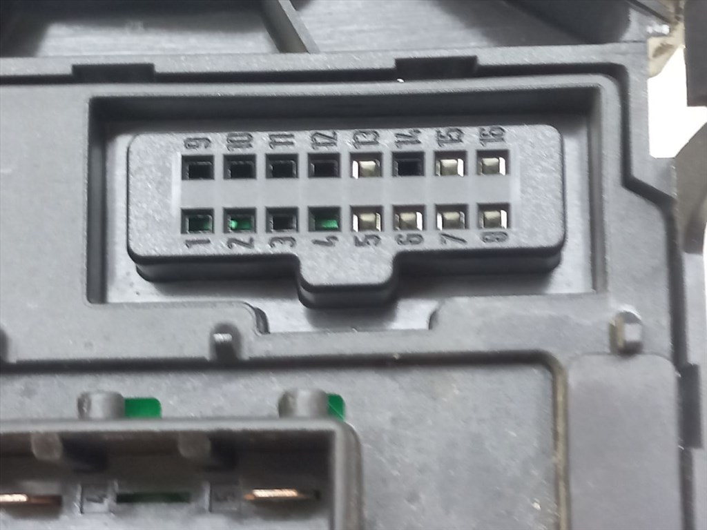 OPEL SIGNUM 2.2 direct Biztosítéktábla Utastér #24798# 24443147 10. kép