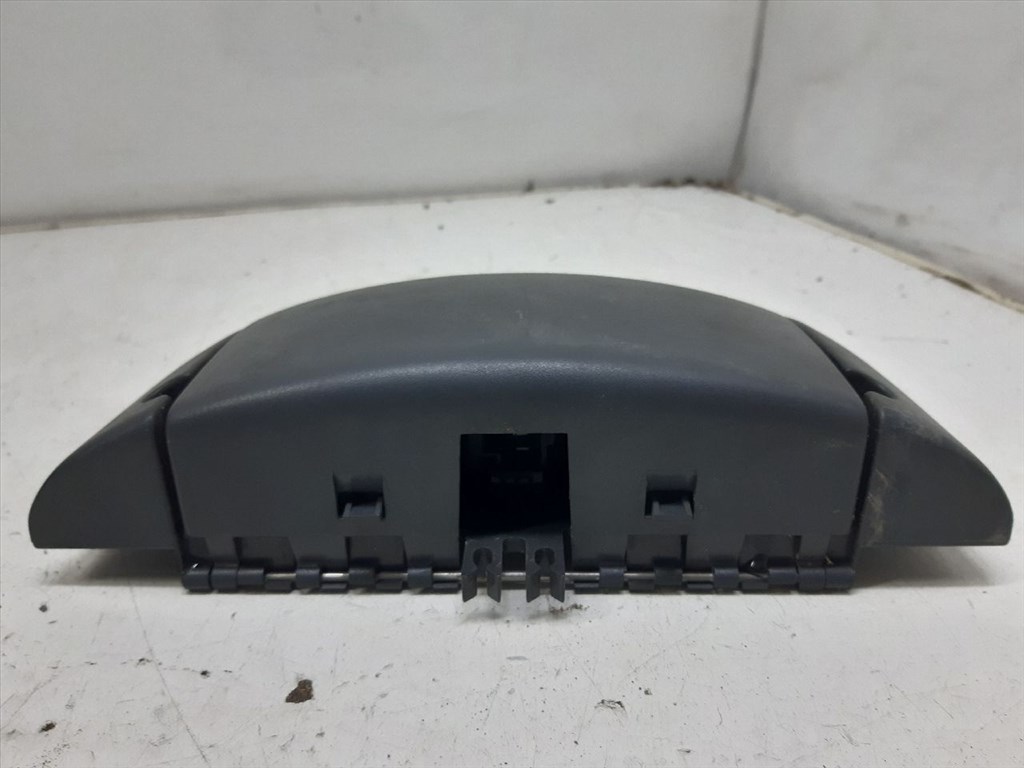 FIAT PUNTO (176_) 55 1.1 Első Hamutartó #15731# 222937 5. kép