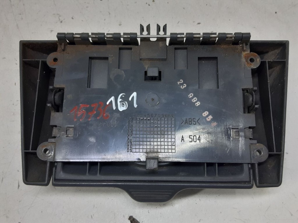 FIAT PUNTO (176_) 55 1.1 Első Hamutartó #15731# 222937 8. kép