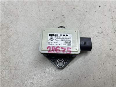 AUDI A4 IV (8K2/ B8) 1.8 TFSI Menetstabilizátor #28675# 8K0907637A