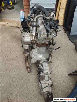 Mazda B 2500 Váltó 