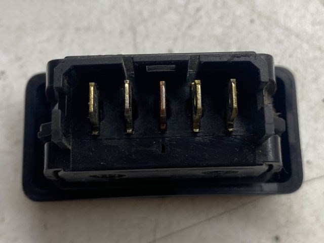 DACIA LOGAN Jobb első Ablakemelő Kapcsoló 4. kép