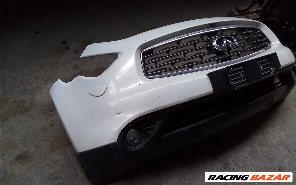 Infiniti FX30d Lökhárító  1. kép